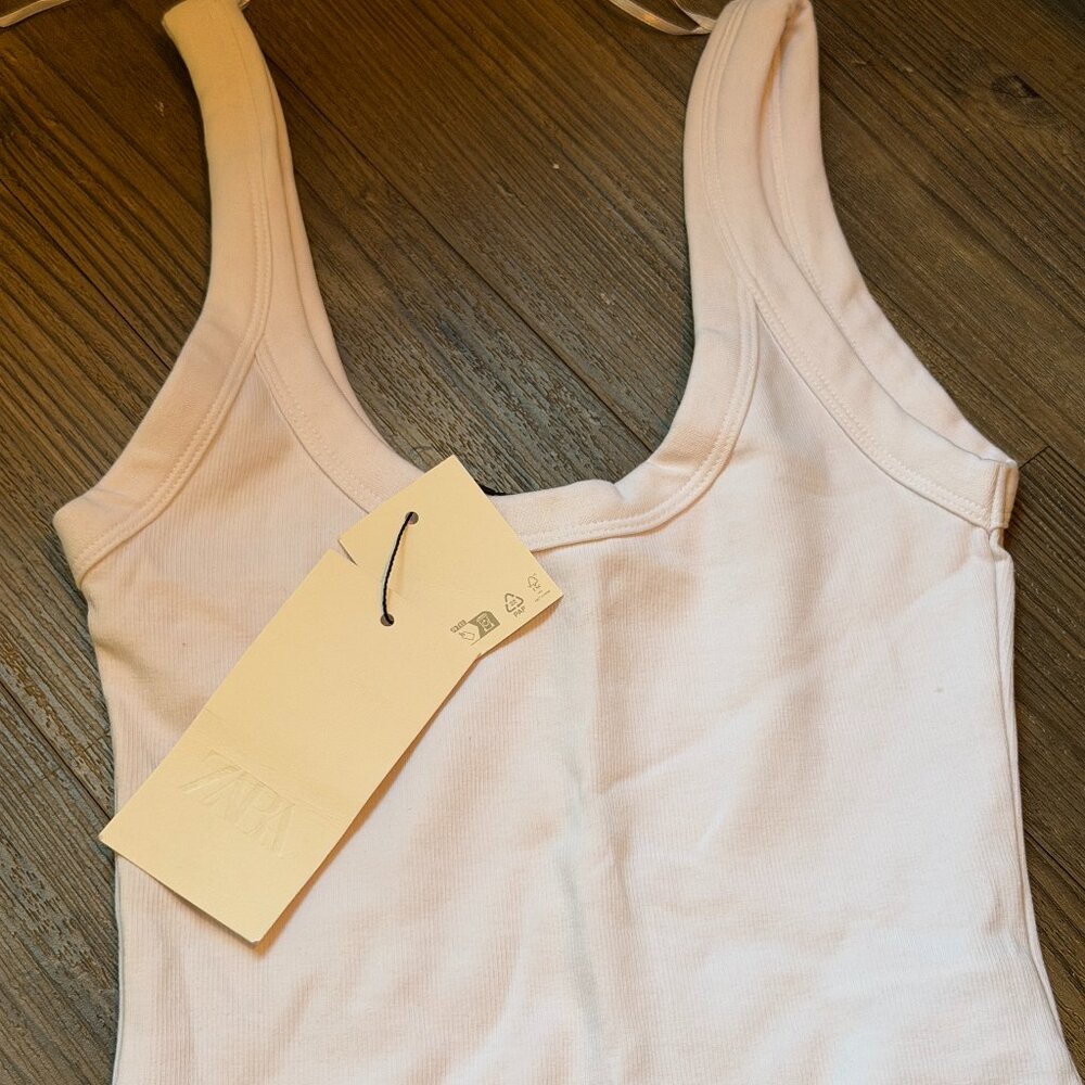 ZARA BODYSUIT WHITE RIB STRAP BODYSUIT TOP - MEDIUM